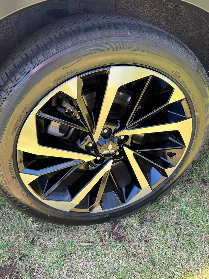 2021 Mitsubishi Outlander Exceed