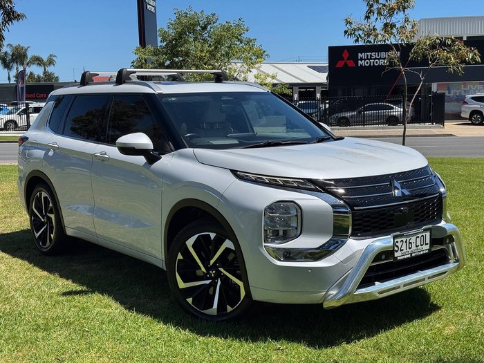 2021 Mitsubishi Outlander Exceed