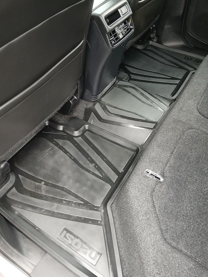 2022 Isuzu D-MAX X-TERRAIN