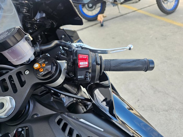 2024 Yamaha YZF-R1 Black