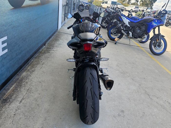 2024 Yamaha YZF-R1 Black