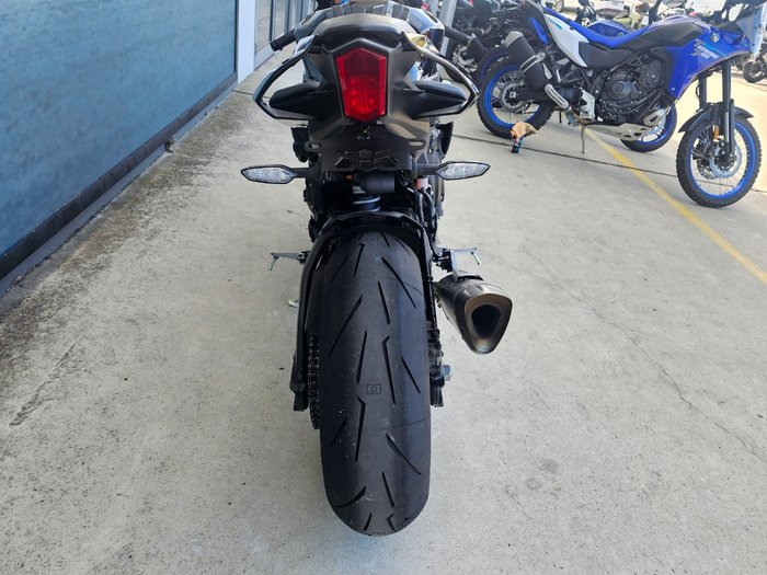 2024 Yamaha YZF-R1 Black