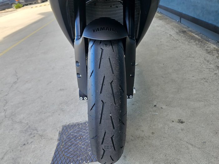 2024 Yamaha YZF-R1 Black