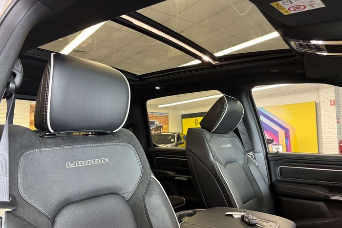 2025 RAM 1500 Laramie Sport Hurricane SO RamBox