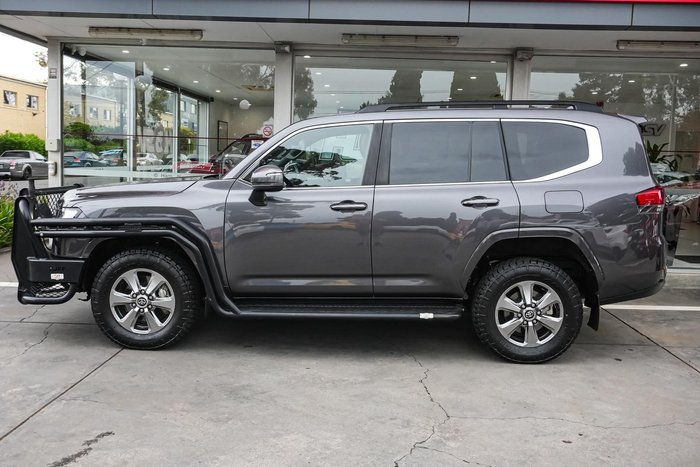 2021 Toyota Landcruiser VX