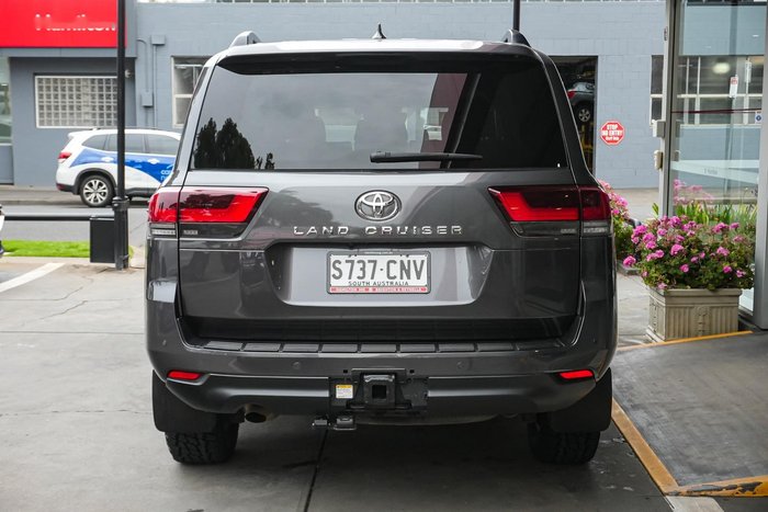 2021 Toyota Landcruiser VX