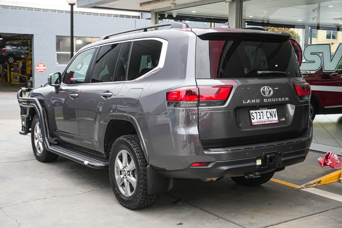 2021 Toyota Landcruiser VX