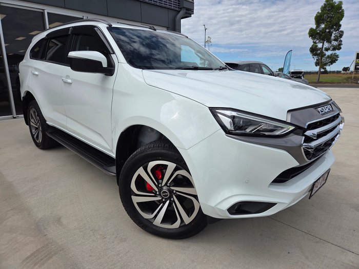 2022 Isuzu MU-X LS-T