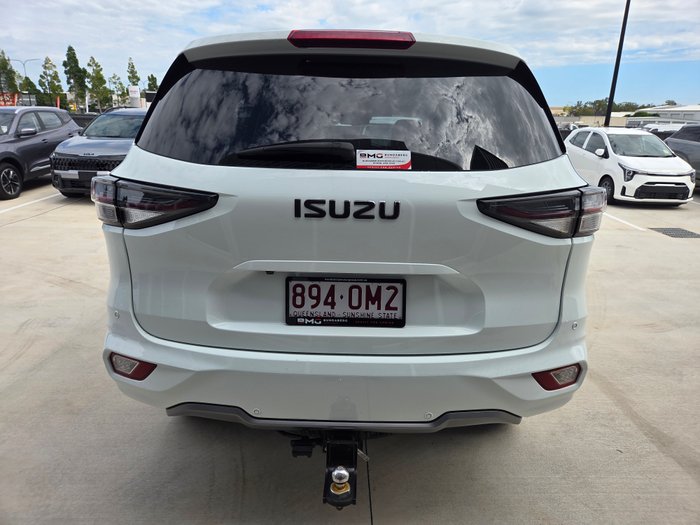 2022 Isuzu MU-X LS-T