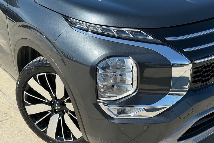 2025 Mitsubishi Outlander Exceed Tourer