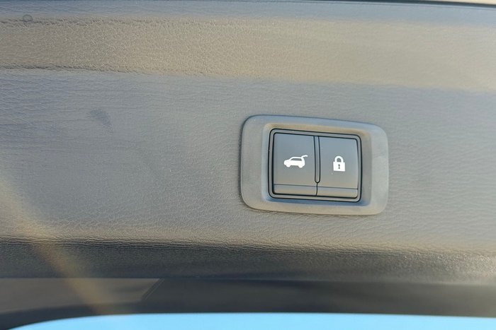 2025 Mitsubishi Outlander PHEV Exceed Tourer