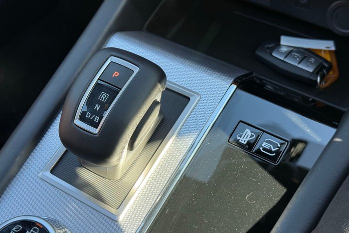 2025 Mitsubishi Outlander PHEV Exceed Tourer