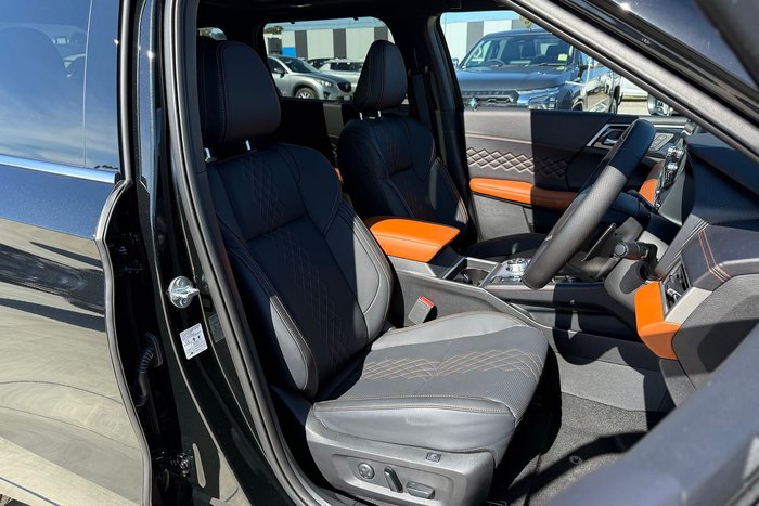 2025 Mitsubishi Outlander PHEV Exceed Tourer