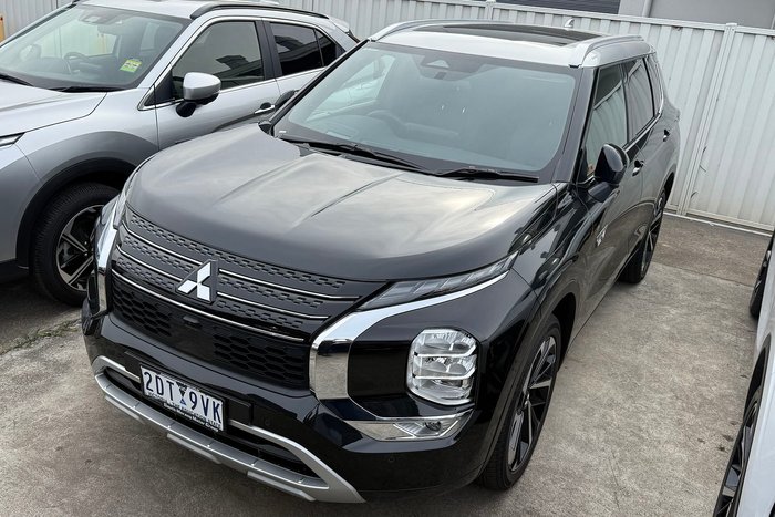 2025 Mitsubishi Outlander PHEV Exceed Tourer