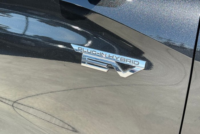 2025 Mitsubishi Outlander PHEV Exceed Tourer