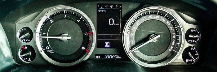 2017 Toyota Landcruiser VX