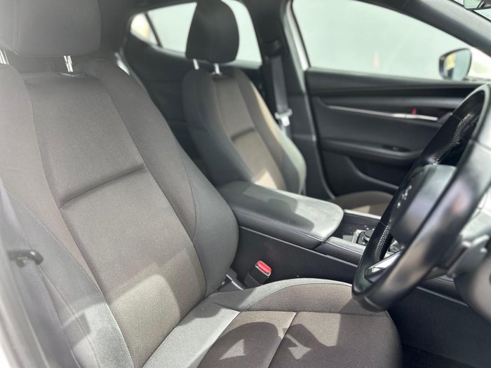 2021 Mazda 3 G20 Evolve