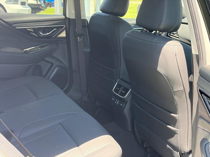 2025 Subaru Outback AWD Touring