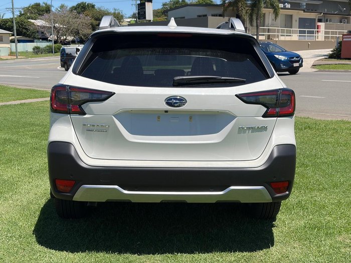 2025 Subaru Outback AWD Touring