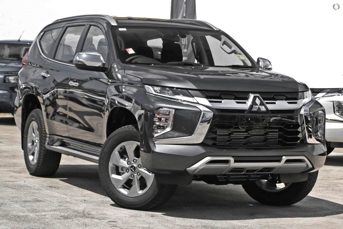 2025 Mitsubishi Pajero Sport GLX