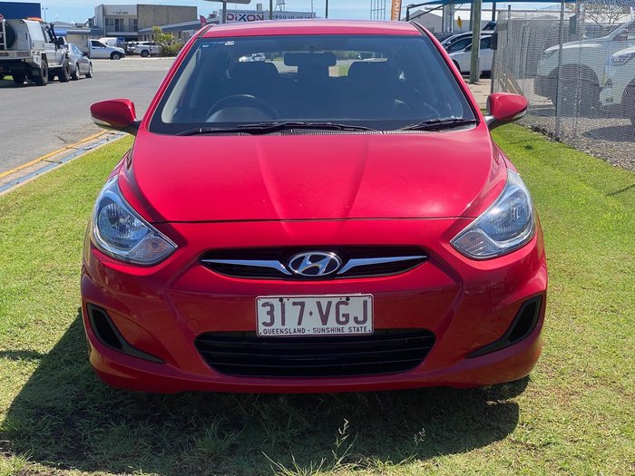 2014 Hyundai Accent Active