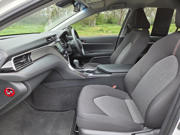 2019 Toyota Camry Ascent