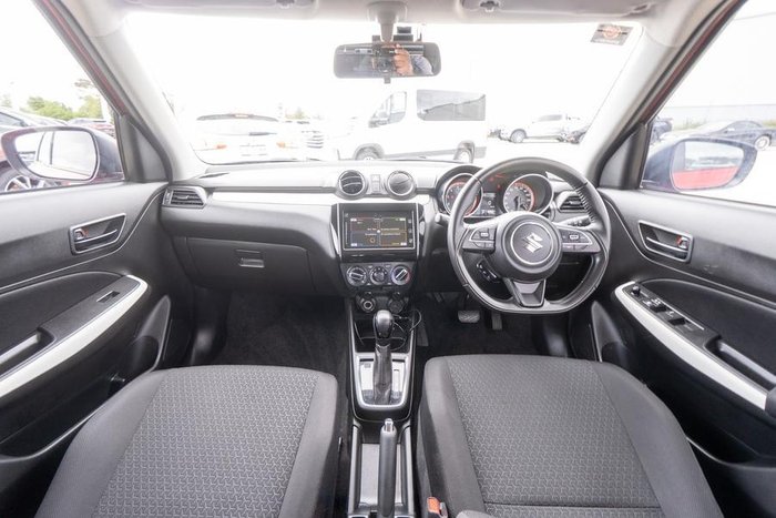 2020 Suzuki Swift GL Navigator