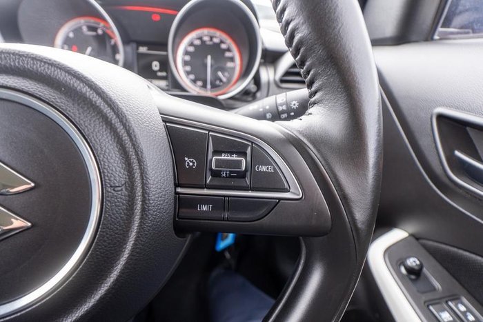 2020 Suzuki Swift GL Navigator