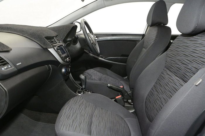 2016 Hyundai Accent Active