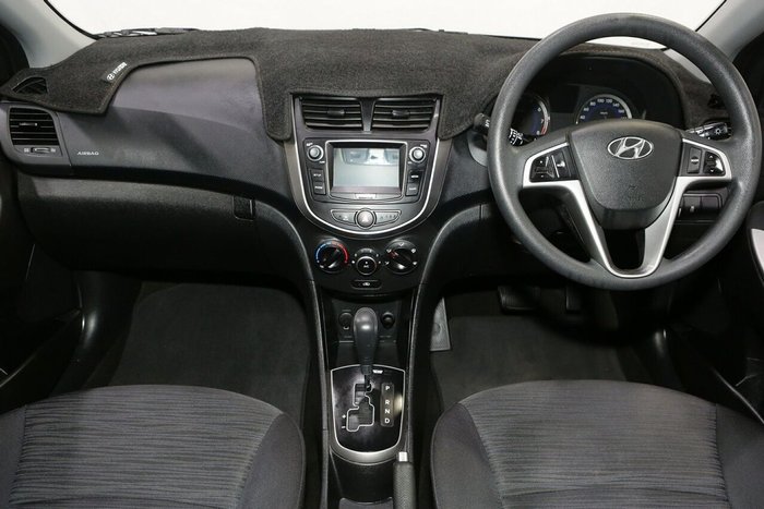 2016 Hyundai Accent Active