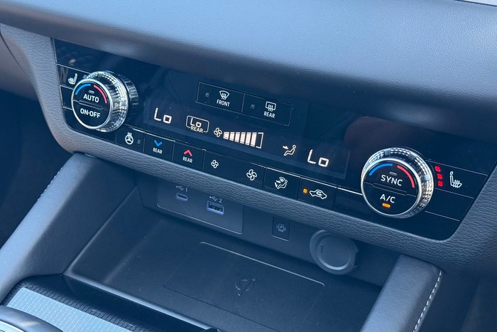 2025 Mitsubishi Outlander PHEV GSR