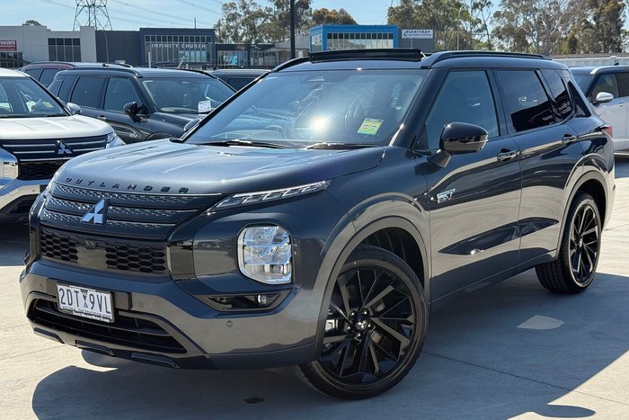 2025 Mitsubishi Outlander PHEV GSR