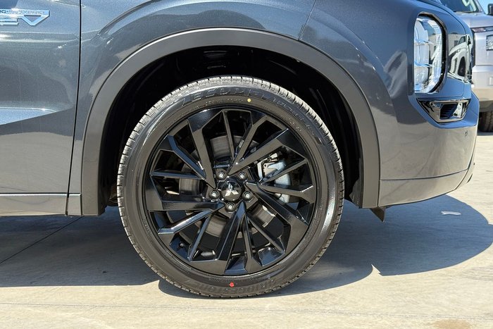 2025 Mitsubishi Outlander PHEV GSR