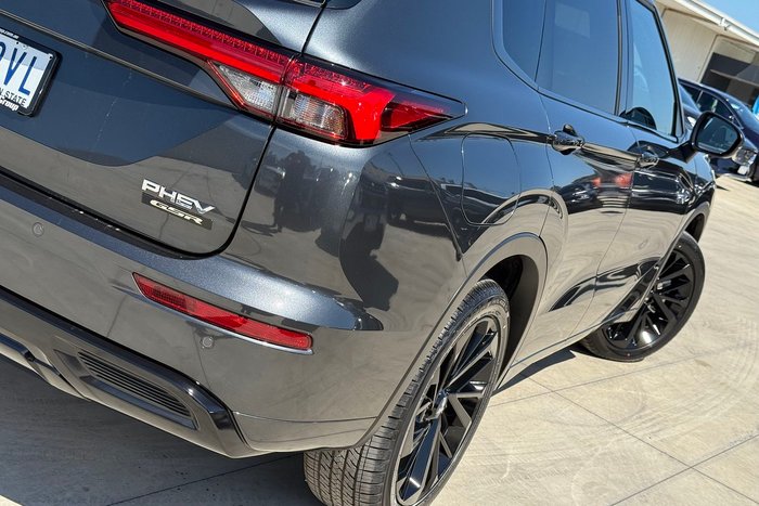 2025 Mitsubishi Outlander PHEV GSR