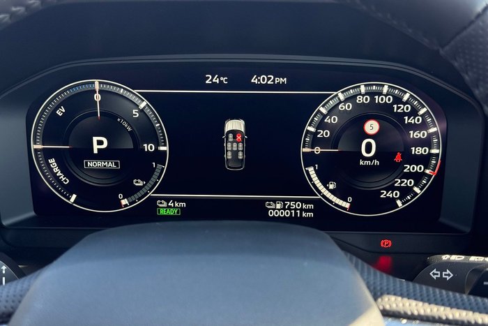 2025 Mitsubishi Outlander PHEV Exceed