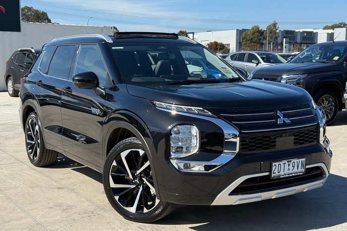 2025 Mitsubishi Outlander PHEV Exceed