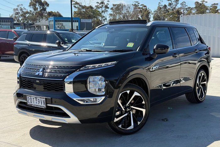 2025 Mitsubishi Outlander PHEV Exceed