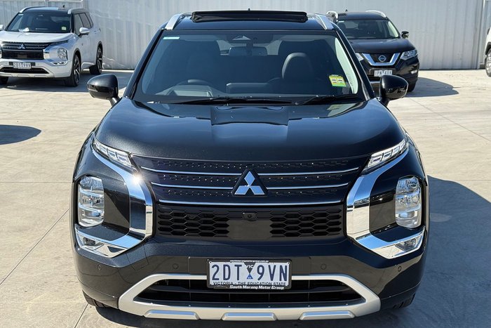2025 Mitsubishi Outlander PHEV Exceed