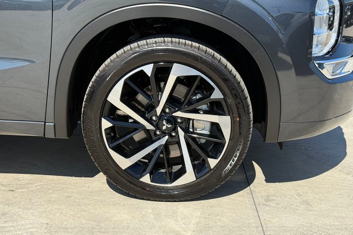 2025 Mitsubishi Outlander PHEV Exceed