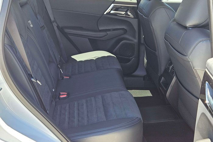 2025 Mitsubishi Outlander PHEV Aspire