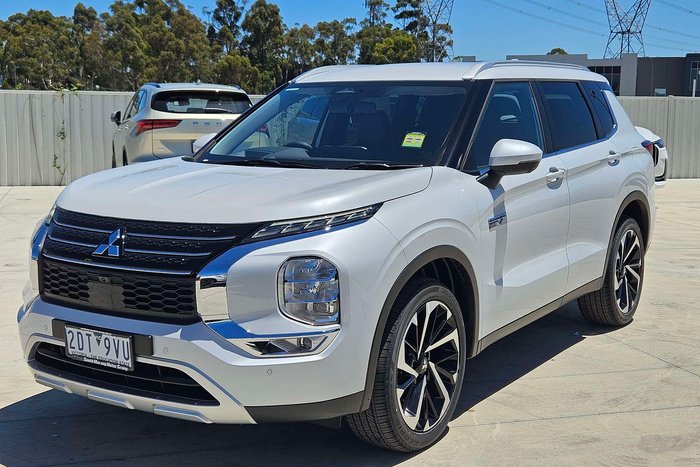 2025 Mitsubishi Outlander PHEV Aspire