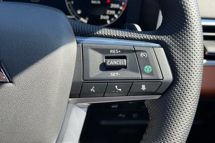 2025 Mitsubishi Outlander PHEV Exceed Tourer