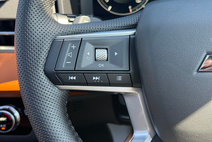 2025 Mitsubishi Outlander PHEV Exceed Tourer