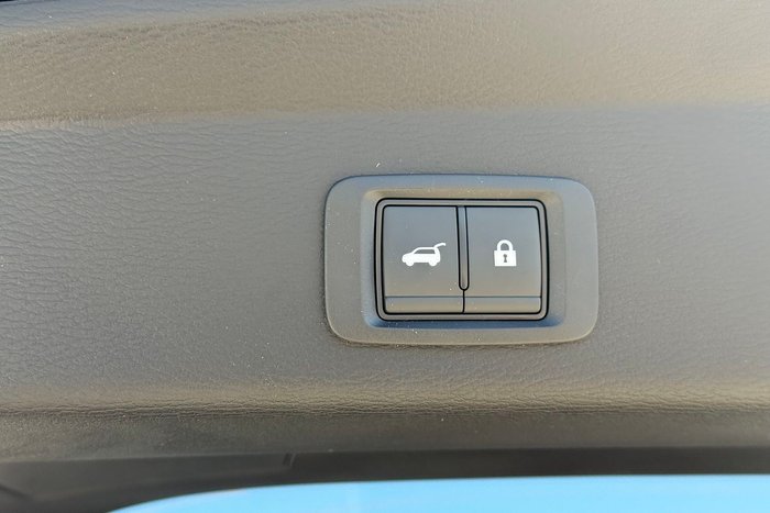 2025 Mitsubishi Outlander PHEV Exceed Tourer