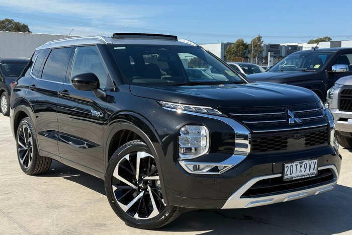 2025 Mitsubishi Outlander PHEV Exceed Tourer