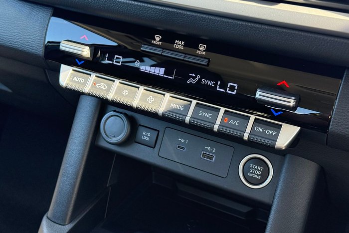 2025 Mitsubishi Triton GLS