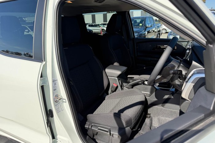 2025 Mitsubishi Triton GLS