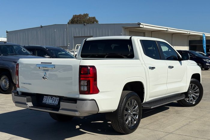 2025 Mitsubishi Triton GLS