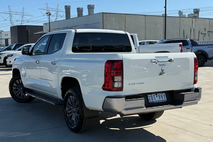 2025 Mitsubishi Triton GLS