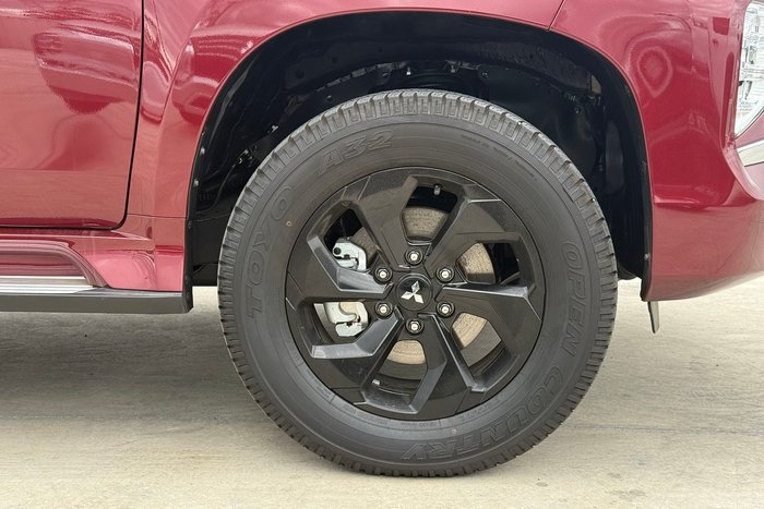 2025 Mitsubishi Pajero Sport GSR